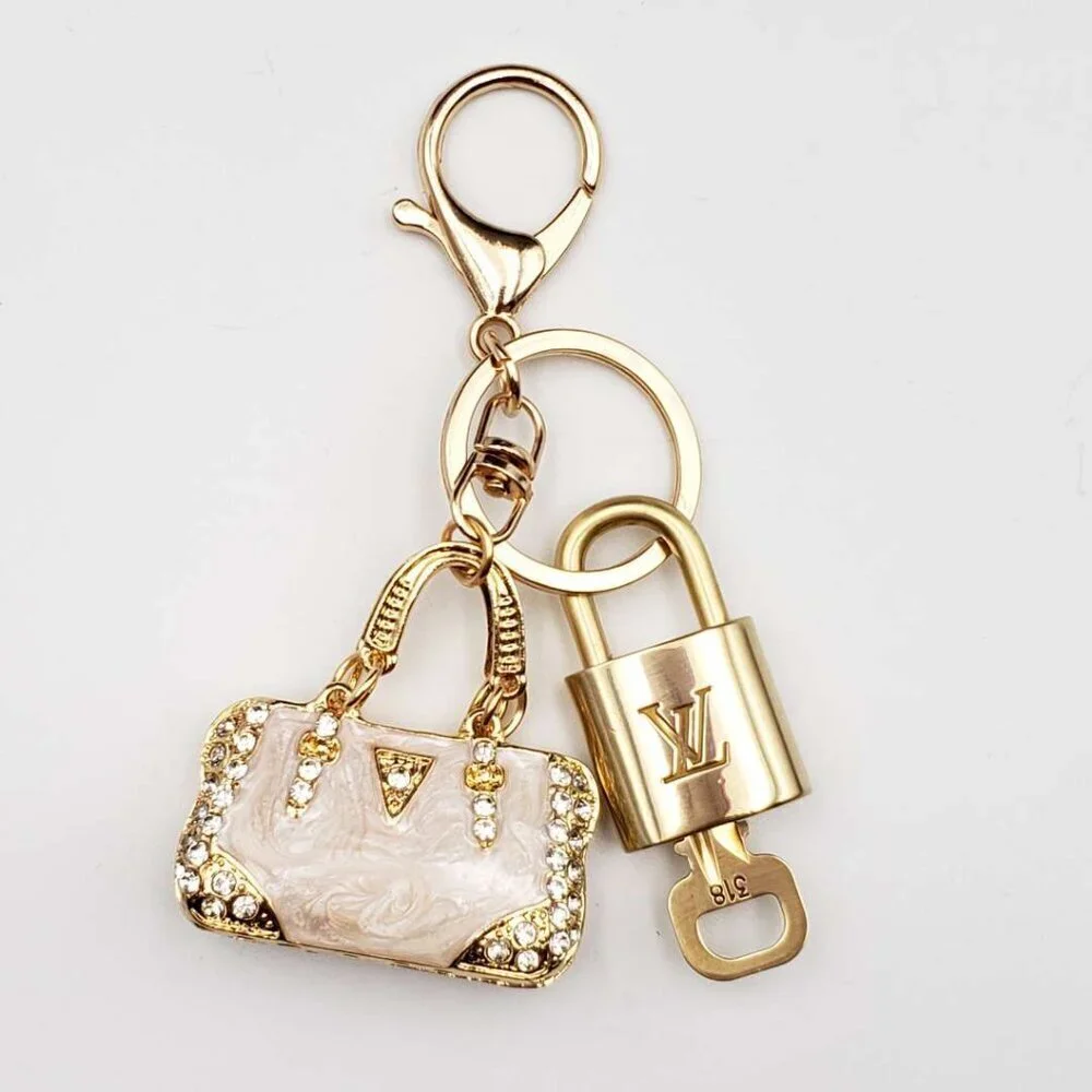 Louis Vuitton Gold Lock 🔒 Authentic LV Key + Unbranded Bag Charm - Picture 2 of 11